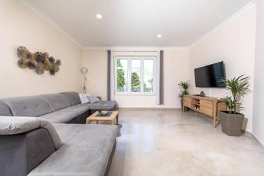 5 bedrooms villa with private pool furnished terrace and wifi at Dubrovnik