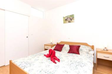 One bedroom appartement at Dubrovnik 600 m away from the beach with furnished terrace and wifi