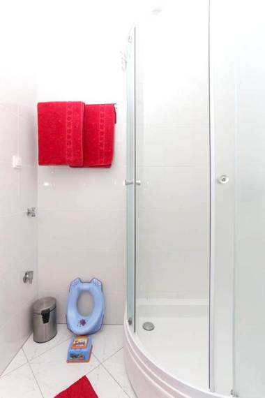 One bedroom appartement at Dubrovnik 600 m away from the beach with furnished terrace and wifi