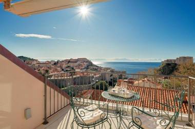 Sensational Dubrovnik Villa Villa Filia 4 Bedrooms Overlooking Dubrovnik City Walls Old Town