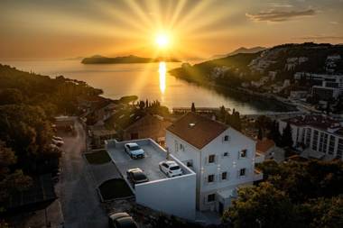 Sunset Luxury Residence