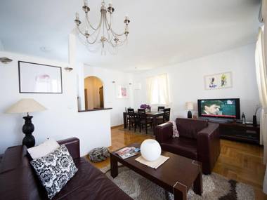 Captivating Villa in Dubrovnik with Private Balcony