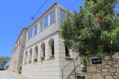 Apartments by the sea Brist Makarska - 18859