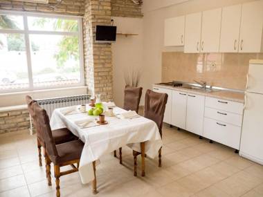 Captivating Holiday Home in Pakoštane with Swimming Pool