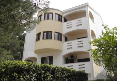 Apartments Mirja - 50 m from beach