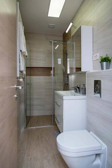 Rooms with a parking space Daruvar Bjelovarska - 18842