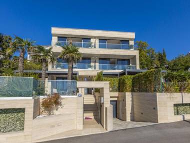 VILLA FRAN - DELUXE SEA VIEW SUITE with balcony and private terrace # 3