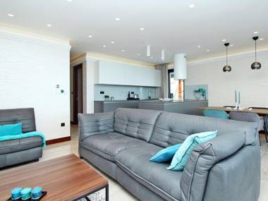 Luxurious two bedroom apartment with a sea view in Crikvenica