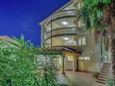 Comfortable Apartment in Crikvenica Croatia with Jacuzzi