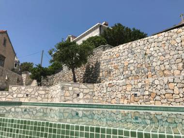 Apartments Kralj Ana