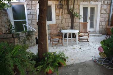 Apartment Milu - 80m from sea