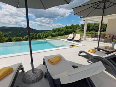 Luxury villa with a swimming pool Hum Central Istria - Sredisnja Istra - 18867