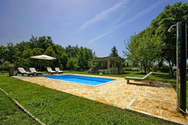 Holiday Home Casa Buscina