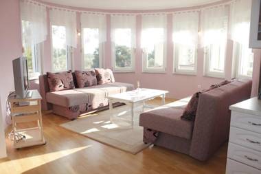 Apartments Marin - free parking