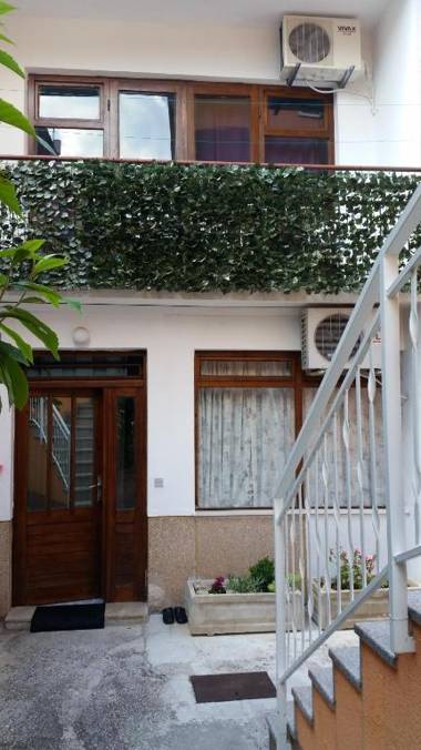 Apartment House Mihaela