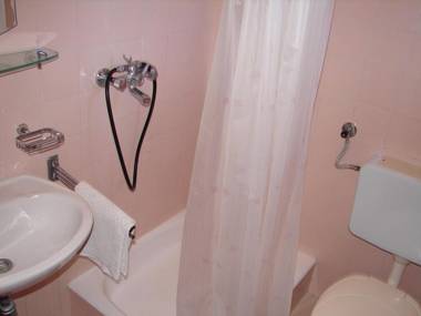 Apartments Eddie - 80m from sea