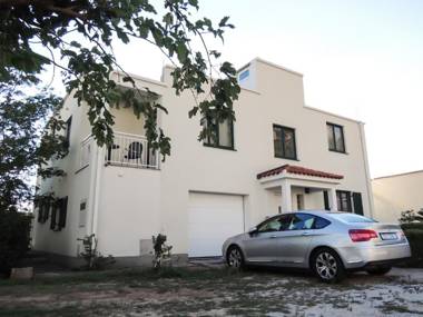 Apartments Smilja - 150m from beach