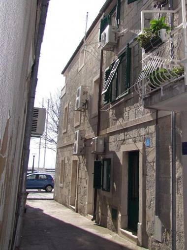 Apartment Žana-30m from beach
