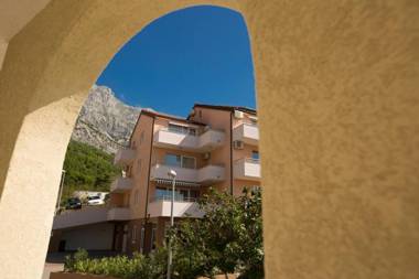 Apartments Vila Adrijana & Fitness Studio WOLF BV