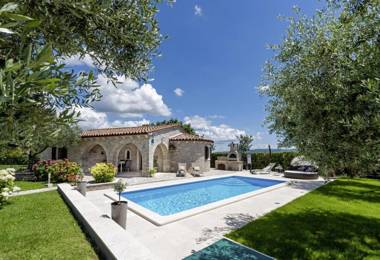 Istranka in Frkeči (Haus für 4 Personen)