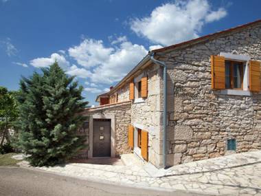 Luxurious Holiday Home in Barban with Private Pool