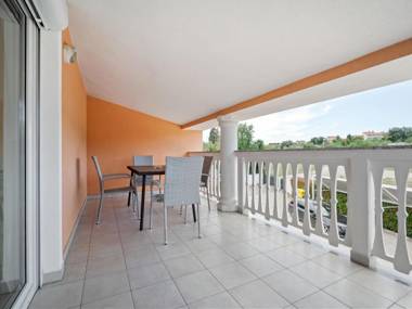 Beguiling Apartment in Banjole near Renato Boat Excursions