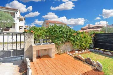 Apartment Mirella 1745