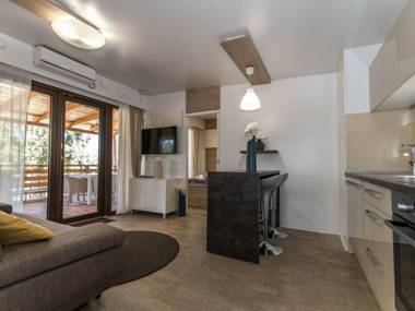 Luxury chalet with two bathrooms in a natural environment