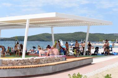 Apartments Sunny Garden