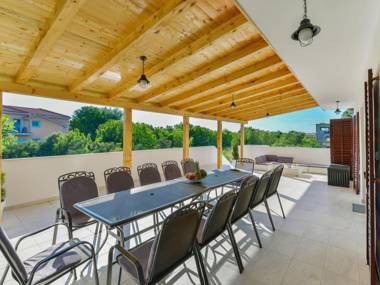 Luxurious Holiday Home with private pool Wellness & Spa