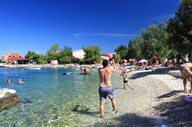 Apartments with a parking space Bibinje Zadar - 18843