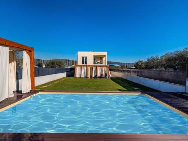 Villa in Bibinje with Private Pool and Garden near Beach