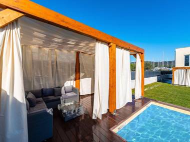 Villa in Bibinje with Private Pool and Garden near Beach