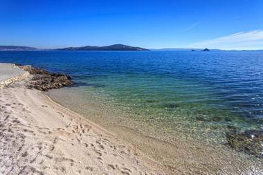 Villa Ante - 6m from the sea