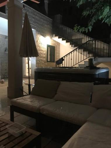 Beach Holiday Home Laura