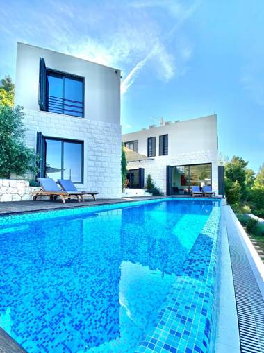 Villa Forte- the exclusive private villa with amazing sea view located in Mimice