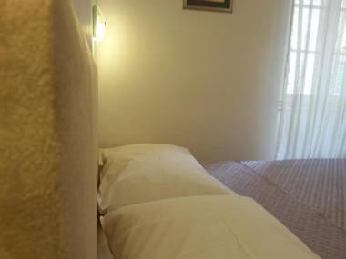 Medulić Palace Rooms & Apartments