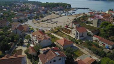 Apartment Grgas-Tucilo