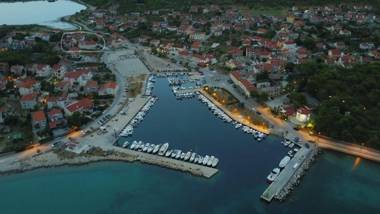 Apartment Grgas-Tucilo