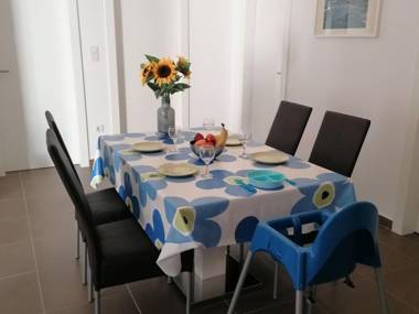 Attractive Apartment in Šibenik with Private Garden