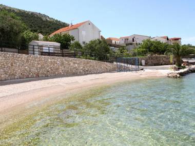 Charming Apartment in Grebaštica with Terrace