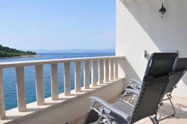 Apartments Sonja - 10m to beach