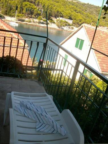 Apartments Bob - 10m from the sea