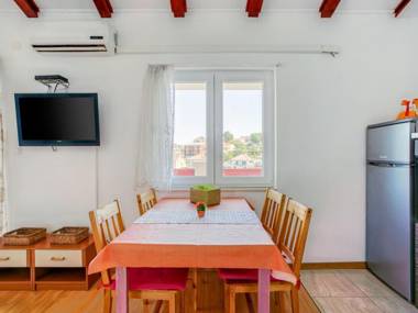 Alluring Apartment in Stomorska near the Sea