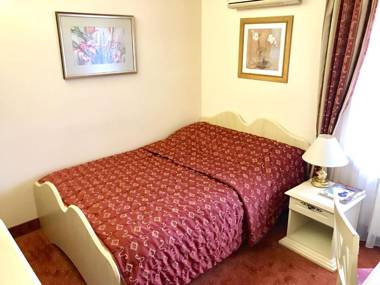 Hotel & Restaurant Se-Mi