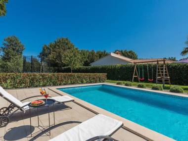 Holiday house with private pool fenced garden and covered barbecue terrace