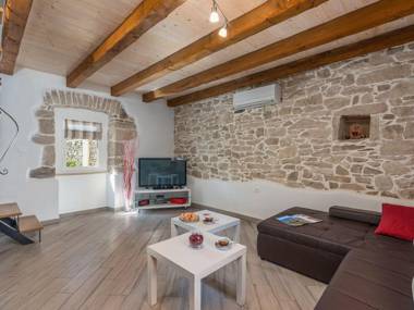 Holiday house with private pool fenced garden and covered barbecue terrace