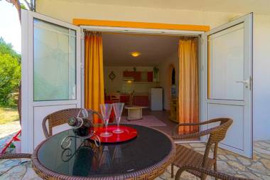 Apartments Anđeo - 80m from beach