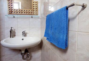 Apartments Oasis - 50m from the sea