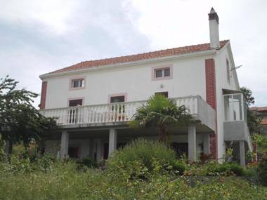 Apartments Darka - free parking